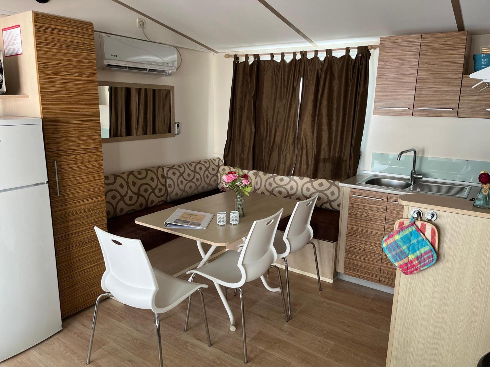 Chalet Camping River Italie Met 2 Slaapkamers Ameglia Buitenkant foto