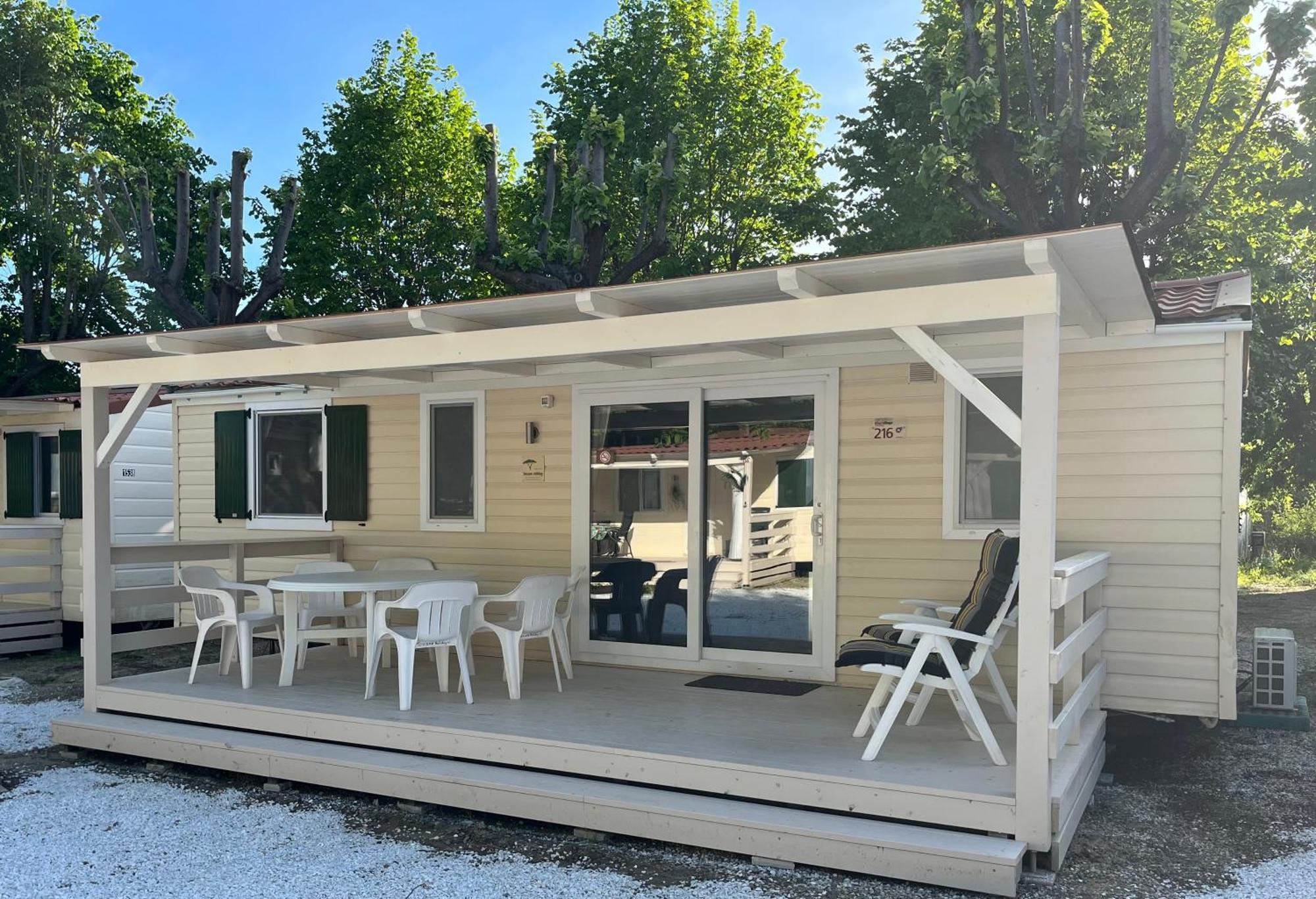 Chalet Camping River Italie Met 2 Slaapkamers Ameglia Buitenkant foto